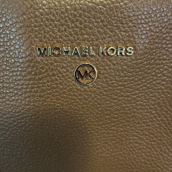 MICHAEL MICHAEL KORS LARGE TOTE - Picture 3 of 11